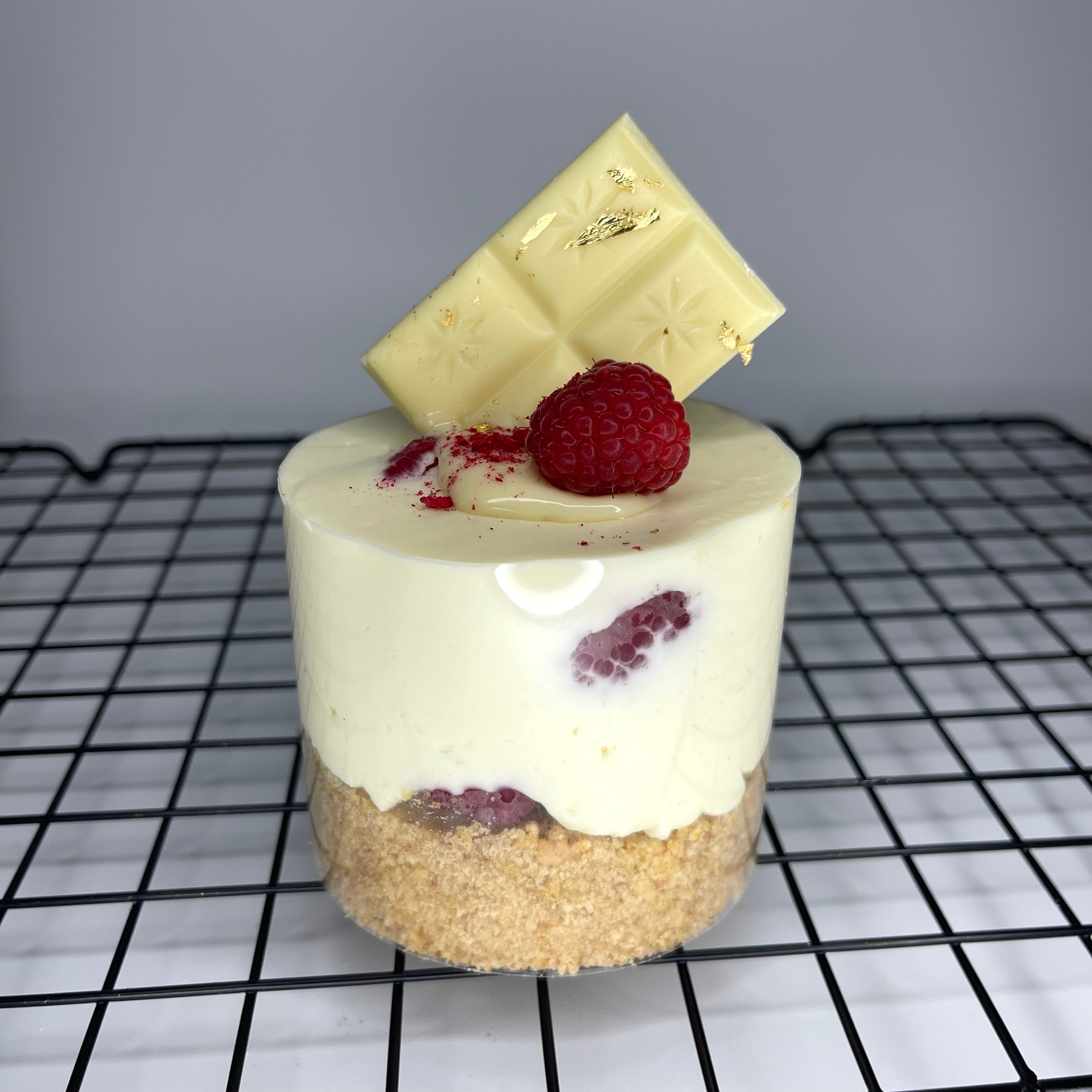 WHITE CHOC & RASPBERRY MINI CHEESECAKE